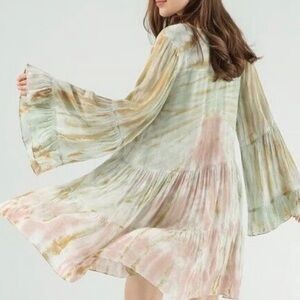 NWT YOUNG FABULOUS & BROKE Rosa Pastel Tie-Dye silk Bell Sleeve Dress Small